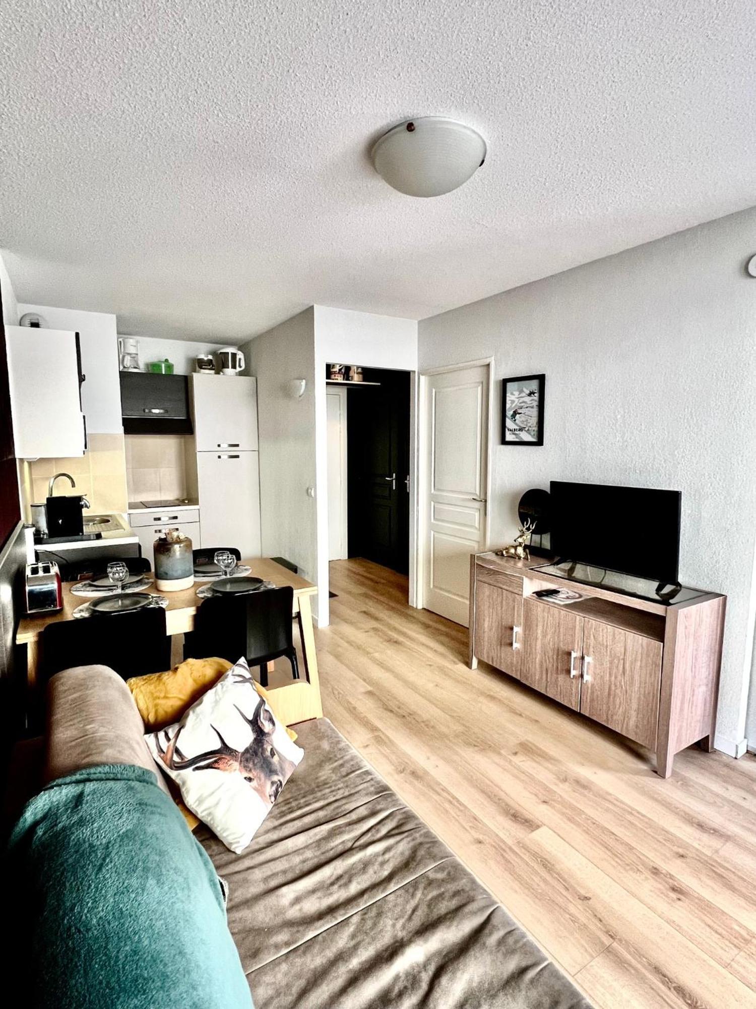 Péone Appartement Familial Avec Parking Centre Valberg מראה חיצוני תמונה